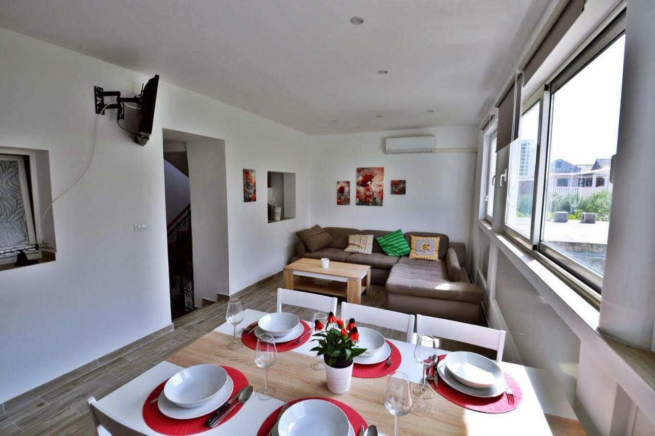 בטינה Apartman Martina מראה חיצוני תמונה